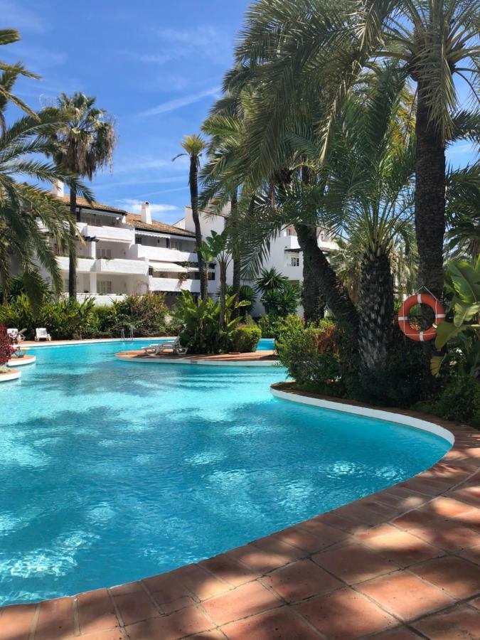 Modern Apartment Puente Romano Marbella Exterior foto